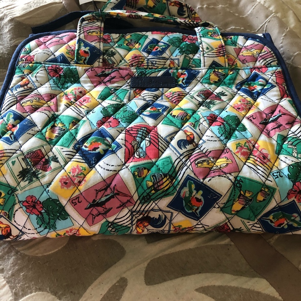 Hanging organizer.